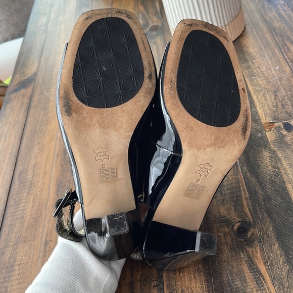 Taryn Rose•Style Glisten•Black patent leather•size 8 - Picture 4 of 7